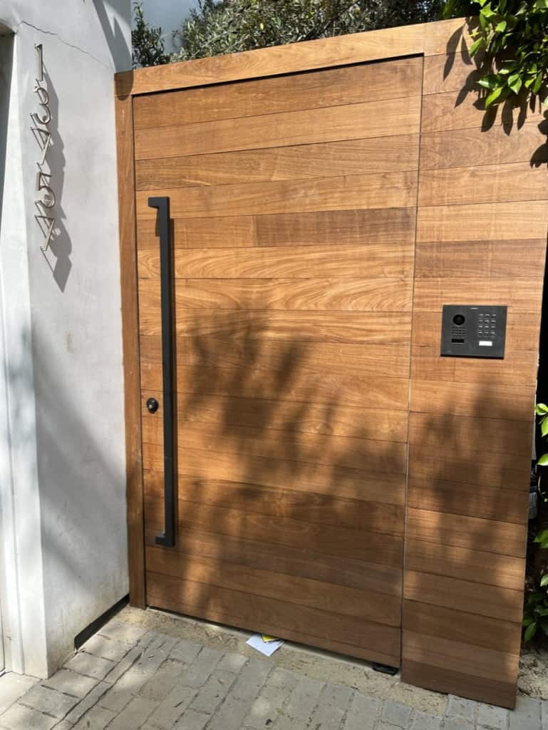 Modern Entry gate Los Angeles